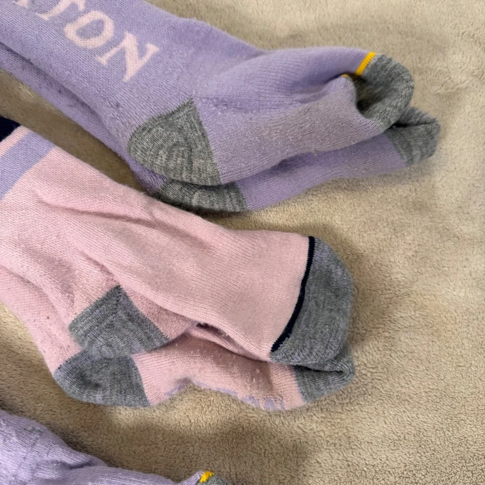 Burton Kids Midweight Snowboard Ski Socks Winter Pink Purple 4 Pairs Sz M/L